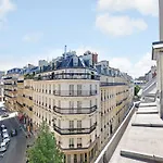 Newly Renovated Studio 2P- Elysee St-Honore