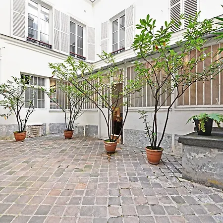 Newly Renovated 2p- Elysee St-honore Appartamento *